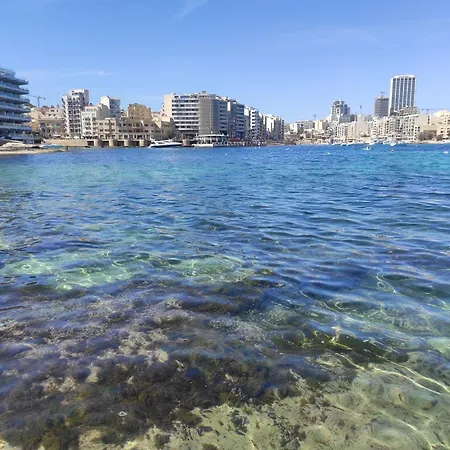 San Salvatore בית הארחה