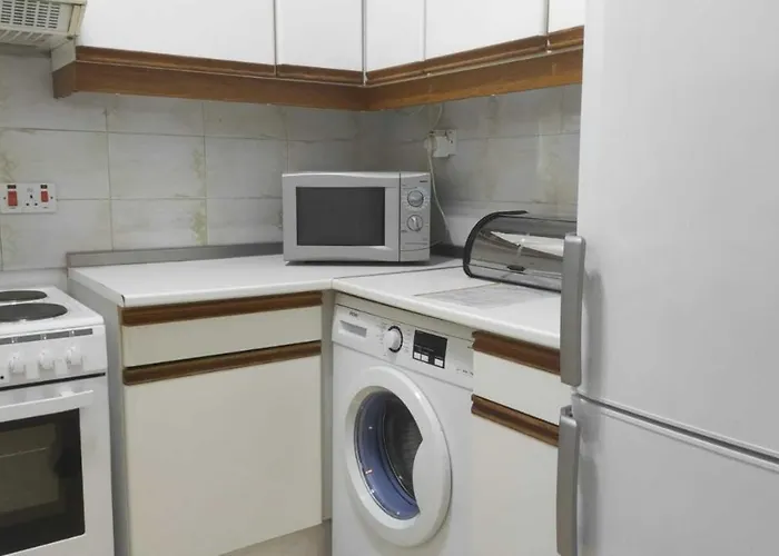 San Salvatore בית הארחה *